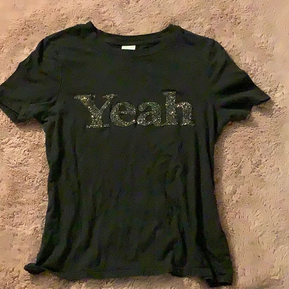 H & M jeweled “YEAH” grey t-shirt XS